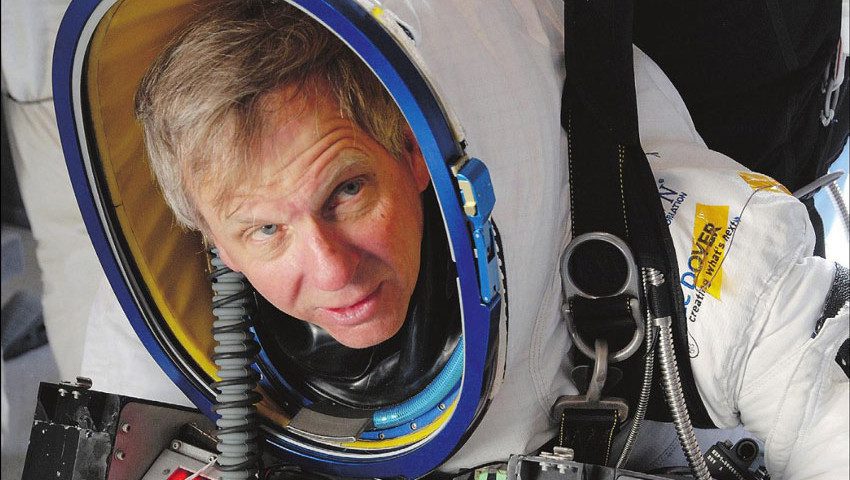 Space skydiving or the power of marketing space-skydiving