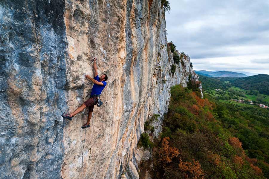 Popular free climbing areas in Croatia Kompanj climbing area