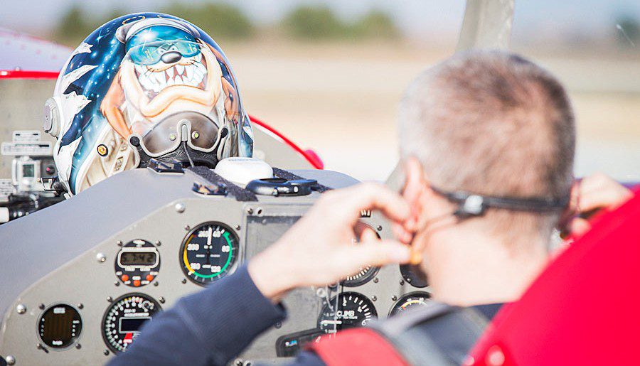 Preparing for aerobatic flight